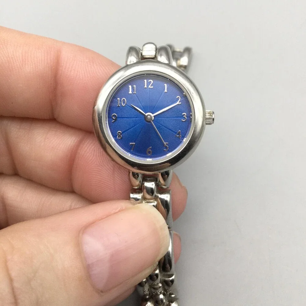Merona Womens Watch 23mm Blue Dial Silver Tone Bracelet Classic New Battery 7